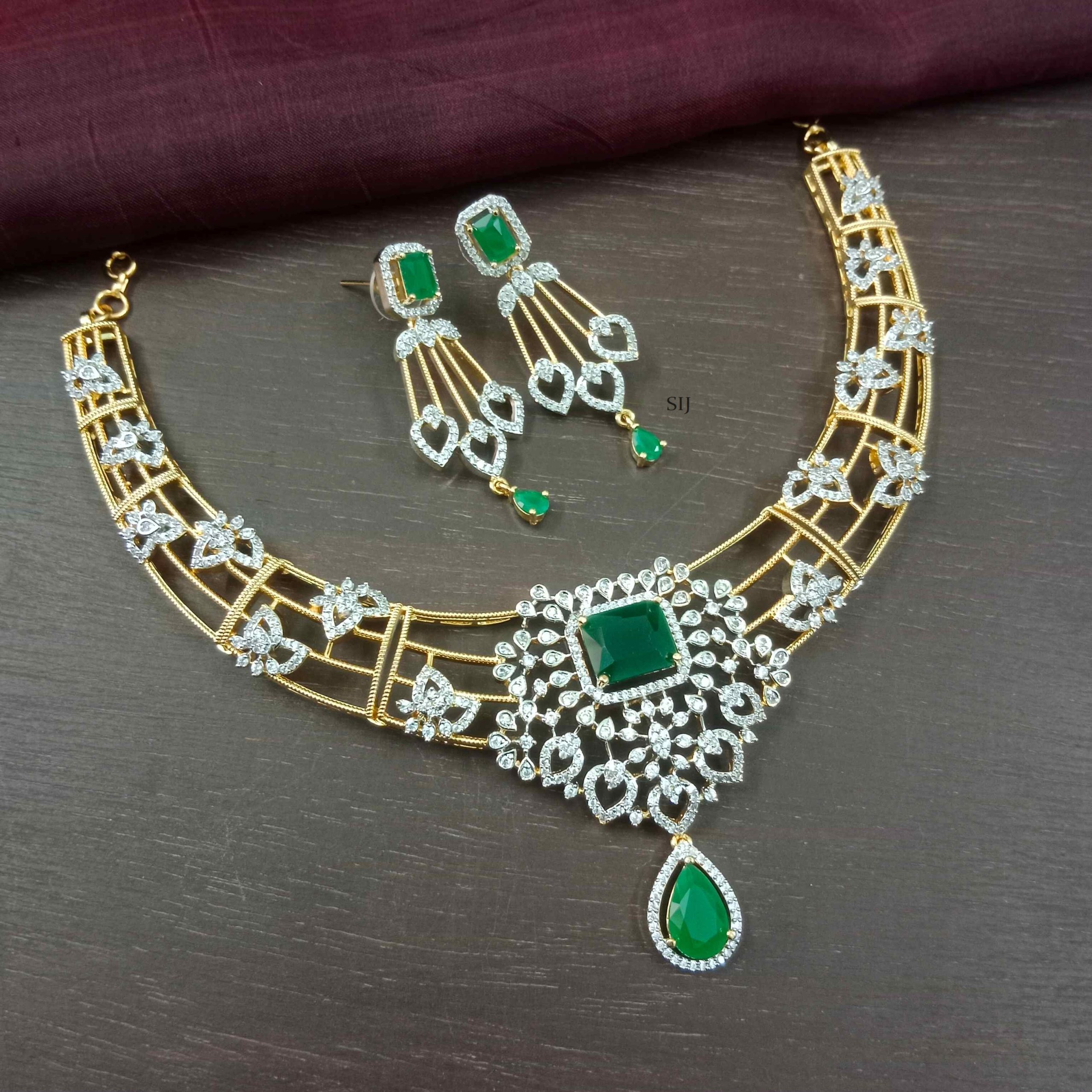 Gold Plated Multi Stone Hasli Design Necklace