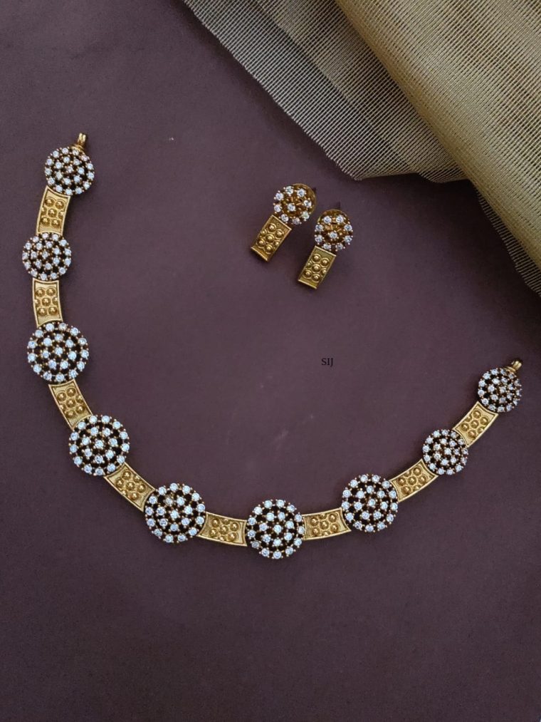 Antique Finish Round Design White Stones Necklace