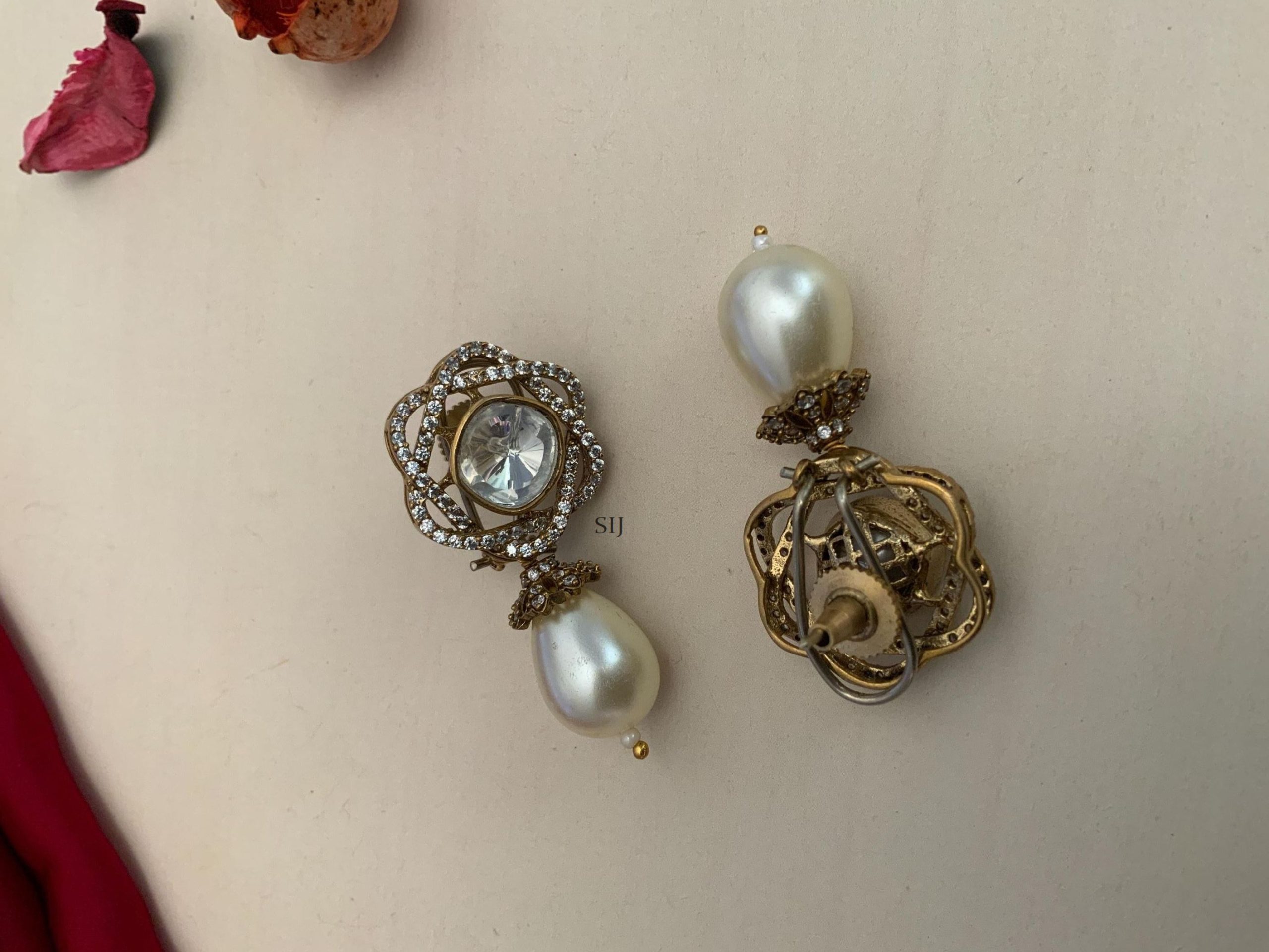Imitation Three Layers Pearl Necklace