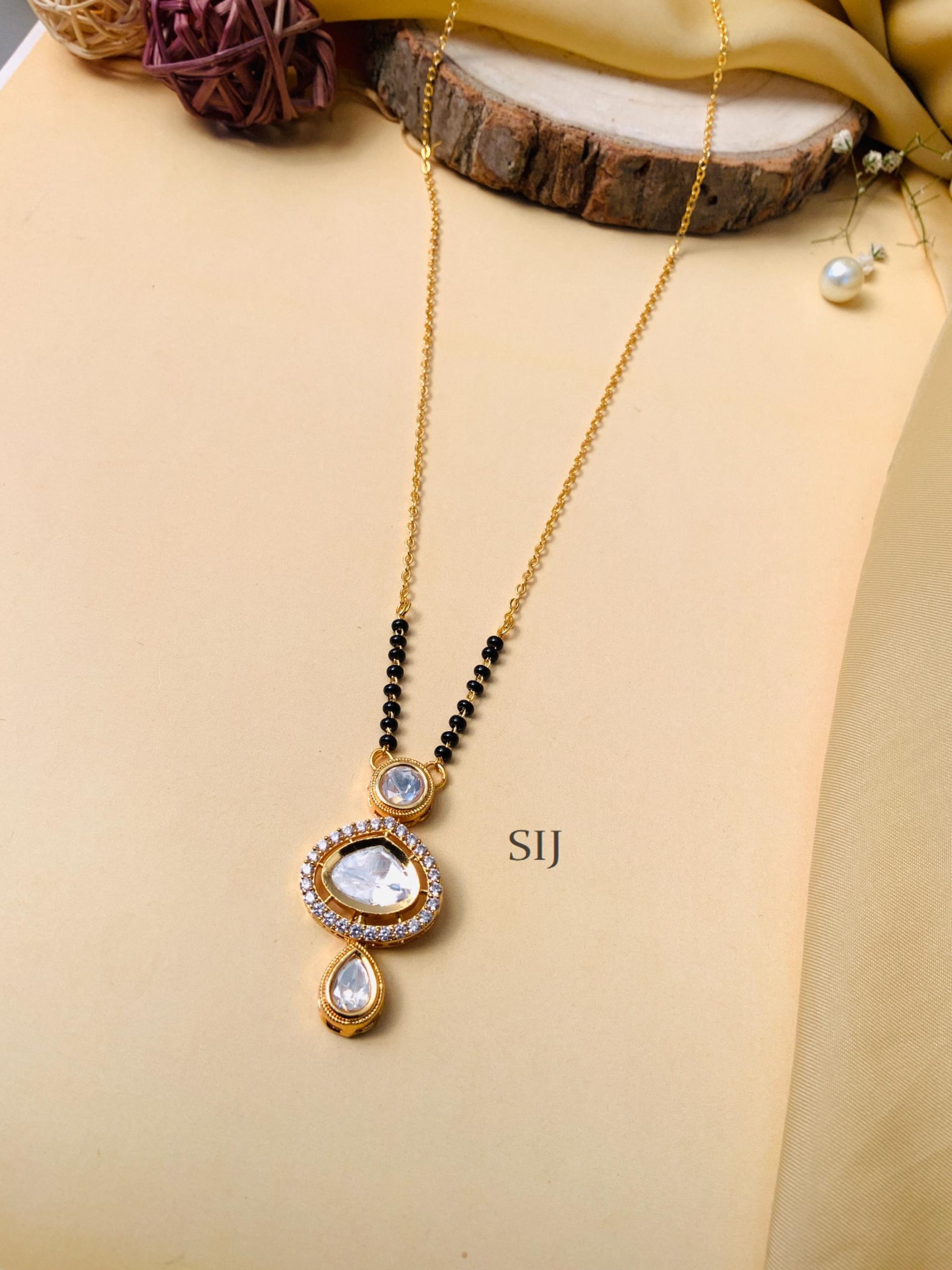 Circle Shaped Pendant Gold Plated Solitaire Diamond Mangalsutra