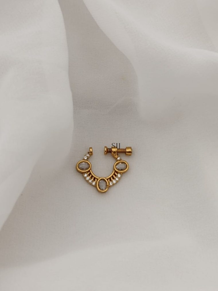 Imitation Circle Shape White Stones Nose Pin