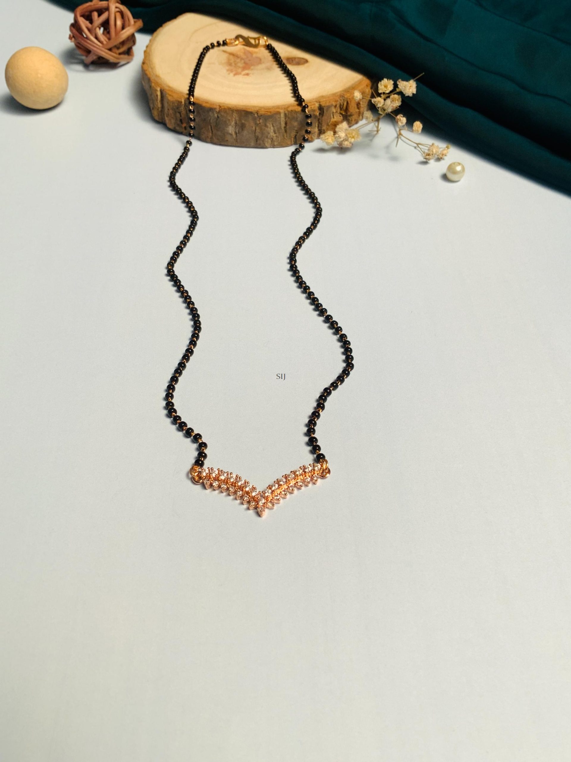 Imitation Rose Gold Plated Solitaire Diamond Mangalsutra