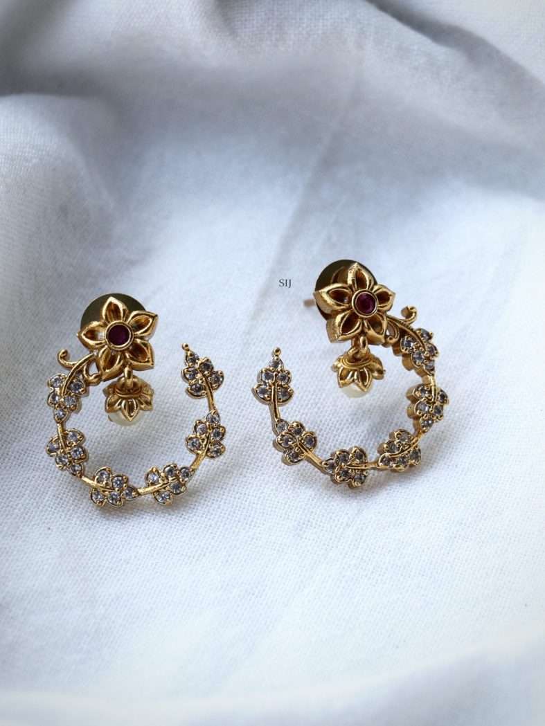 Imitation Floral Round Design Earrings