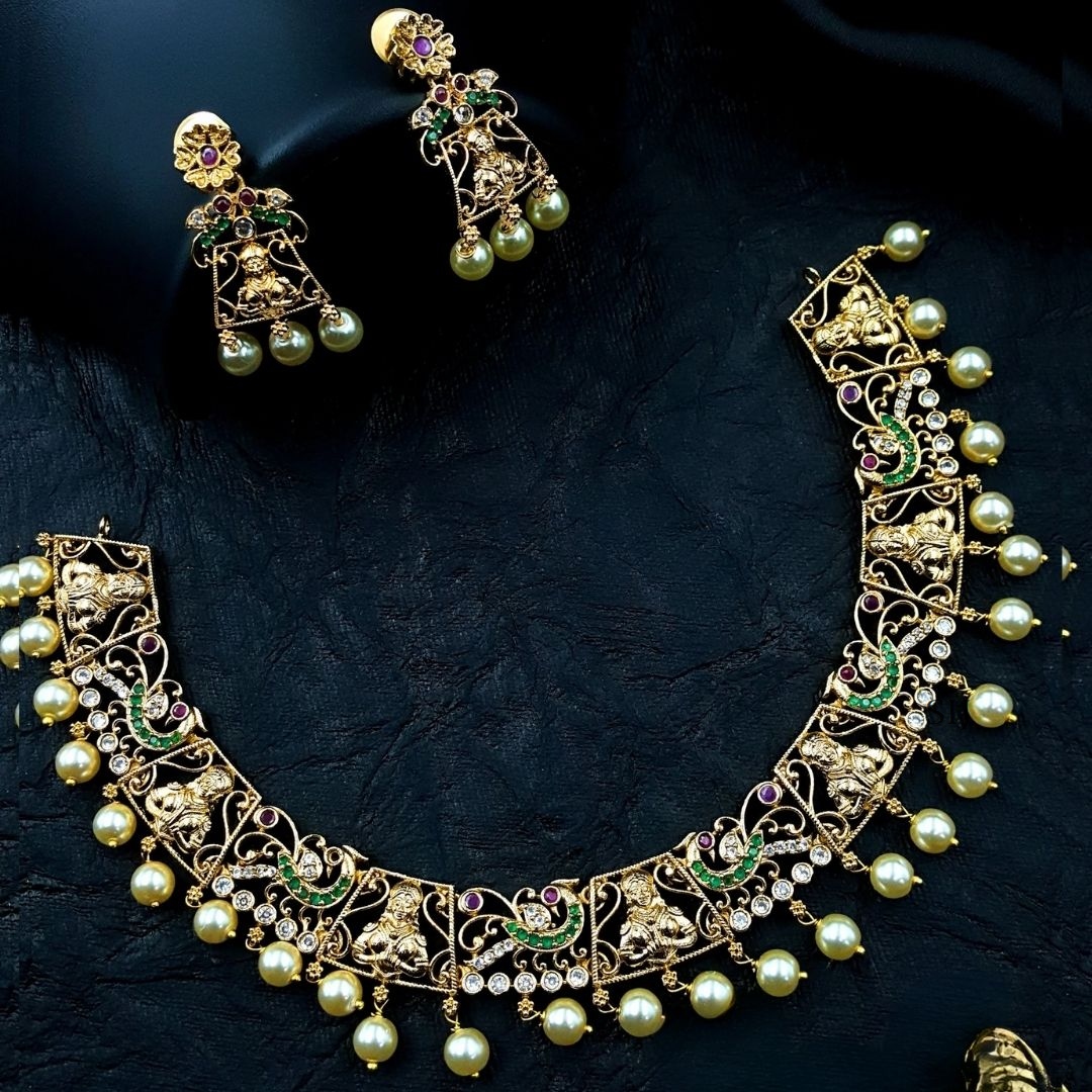 Imitation Matte Lady Gold Necklace