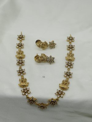 Traditional Lakshmi and White Stones Flowers Necklace