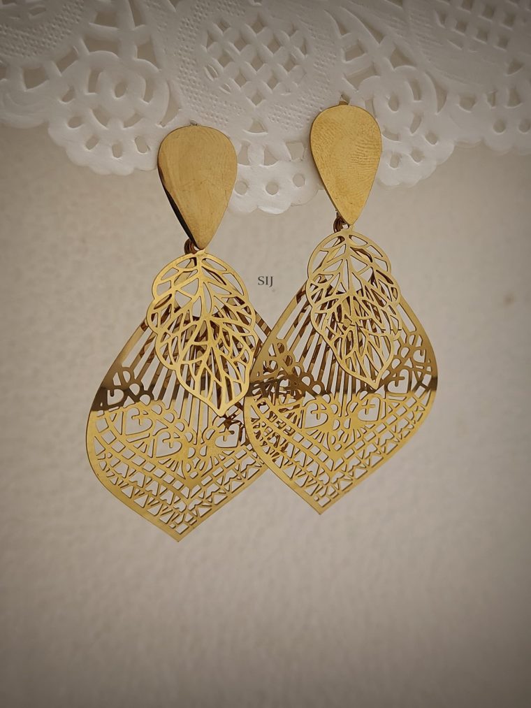 Gold Finish Vibrantly Designed Contemporary Earrings