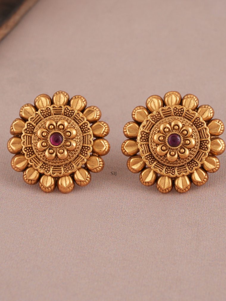 Round Flower Design Ruby Stone Ear Studs