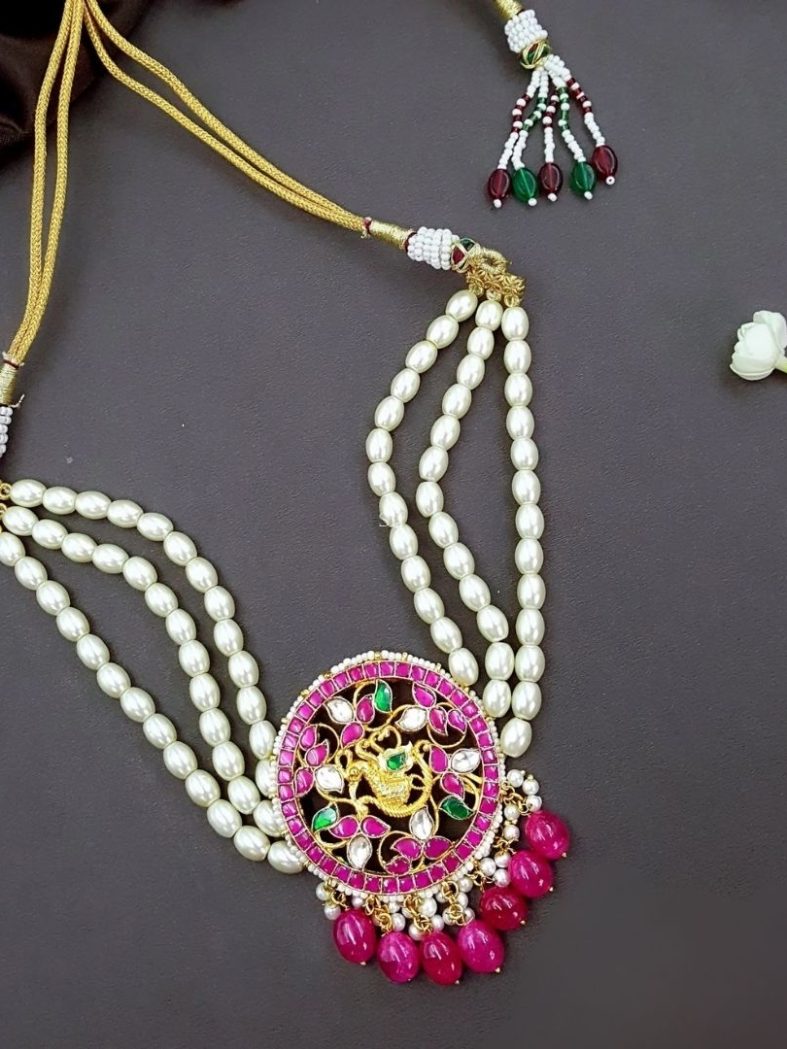 Pink Beaded Bird Design Kundan And Pearl Choker