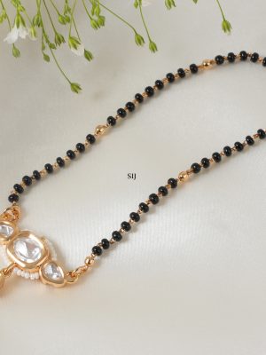 Single Layer Black Beaded Kundan Mangalsutra