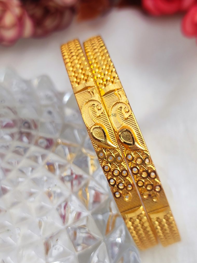 Imitation Peacock Design Bangles