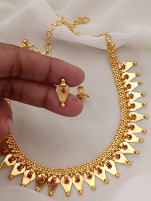 Gold-Finish-Thalikootam-Necklace