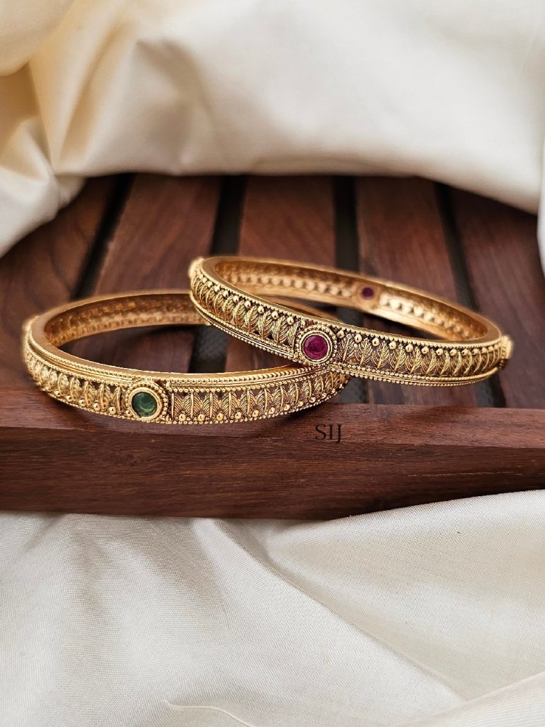 Traditional Leaf Design Bangles