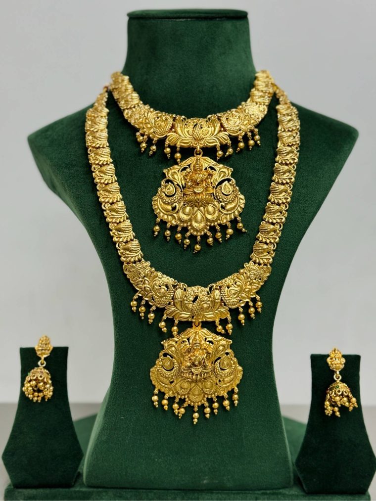 Traditional Lakshmi Design Jewellery Set Combo