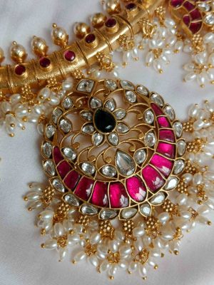 Gold Plated Jadau Kundan Guttapusalu Necklace