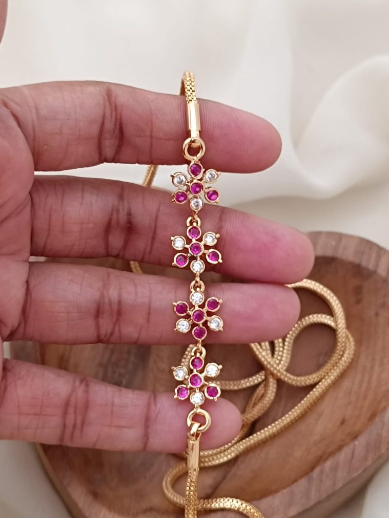 Imitation Mugappu Chain with Multi Stones Flowers Pendant