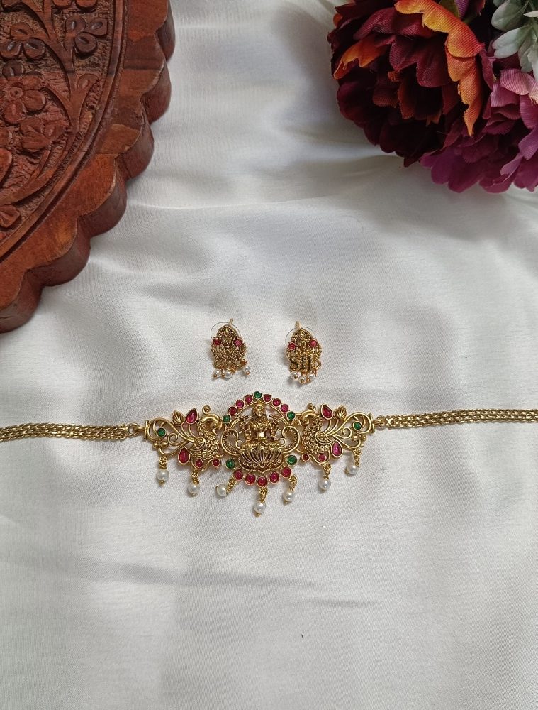 Traditional Lakshmi and Dual Peacock Choker