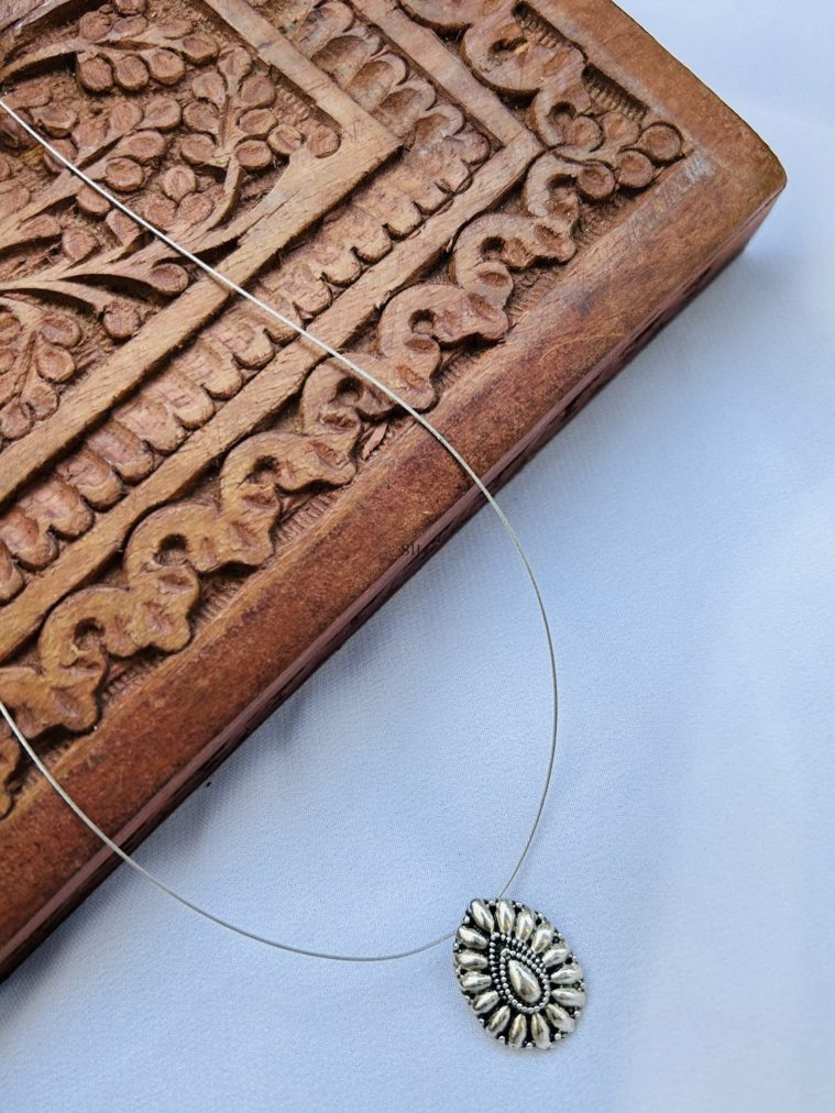 Flower Design German Silver Invisible Necklace