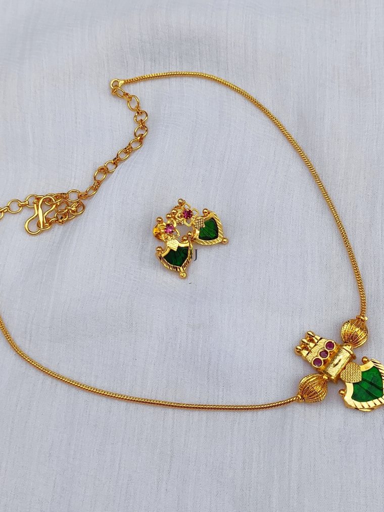 Artificial Green Palakka Pendant Chain with Earrings