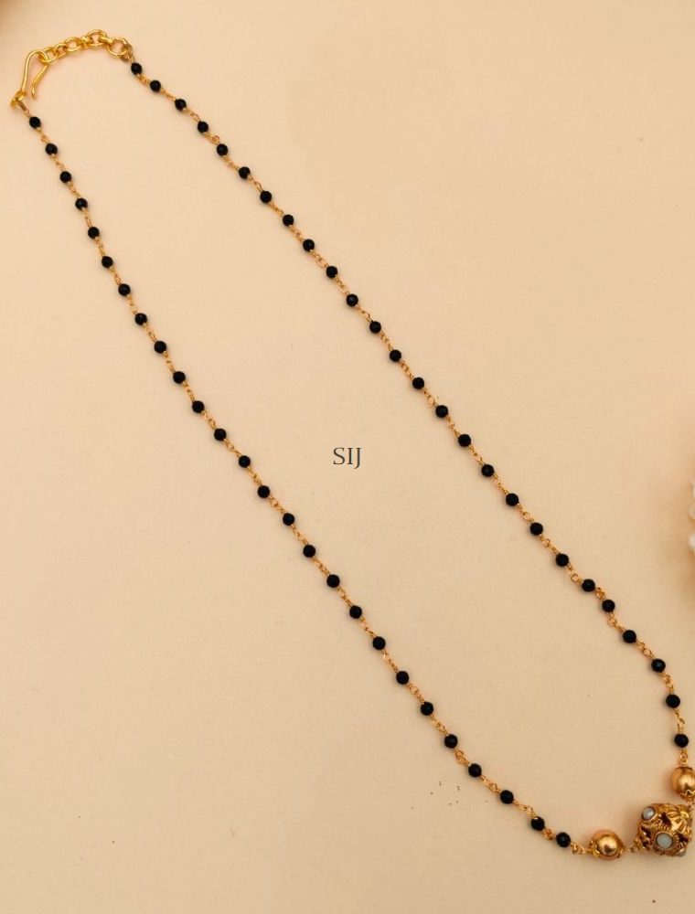 Single Layer Black Beads Mangalsutra