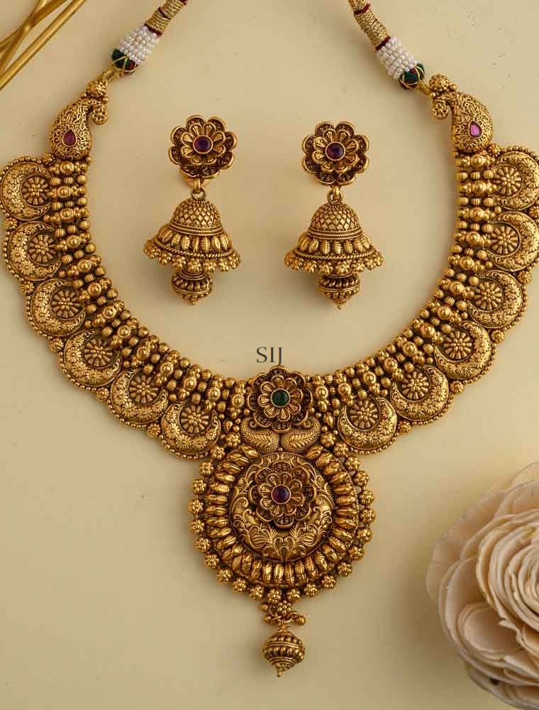 Artificial Flower Design Necklace With Matching Jhumkas