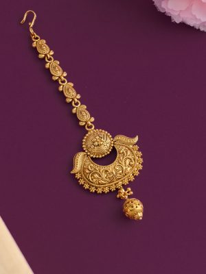 Gold Finish Choker With Earring & Tikka