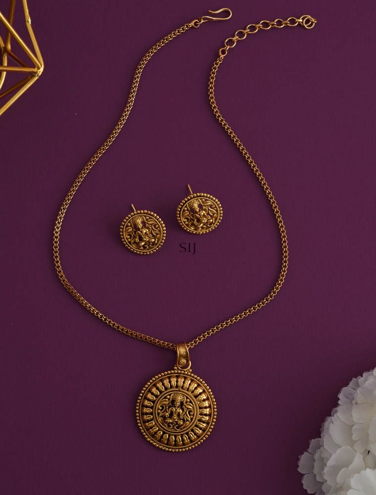 Gold Finish Lakshmi Pendant &Chain