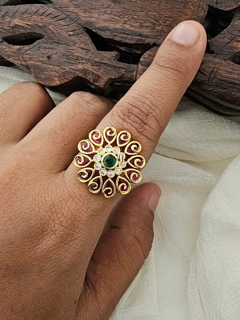 Imitation Floral Design Finger Ring