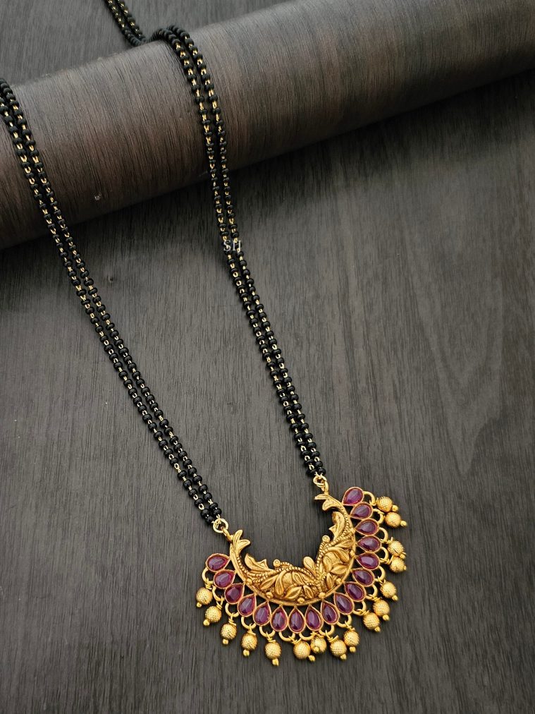 Kemp Floral Pendant Mangalsutra with Gold Beads Hangings