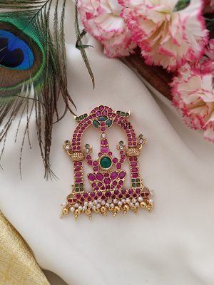 Imitation Lord Lakshmi Kemp Stones Pendant