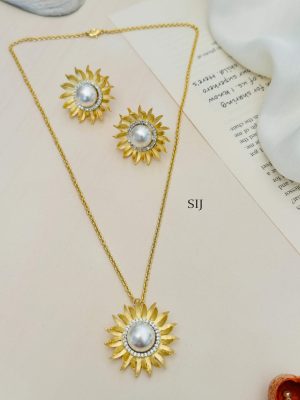 Imitation Floral Long Pearl Necklace Set