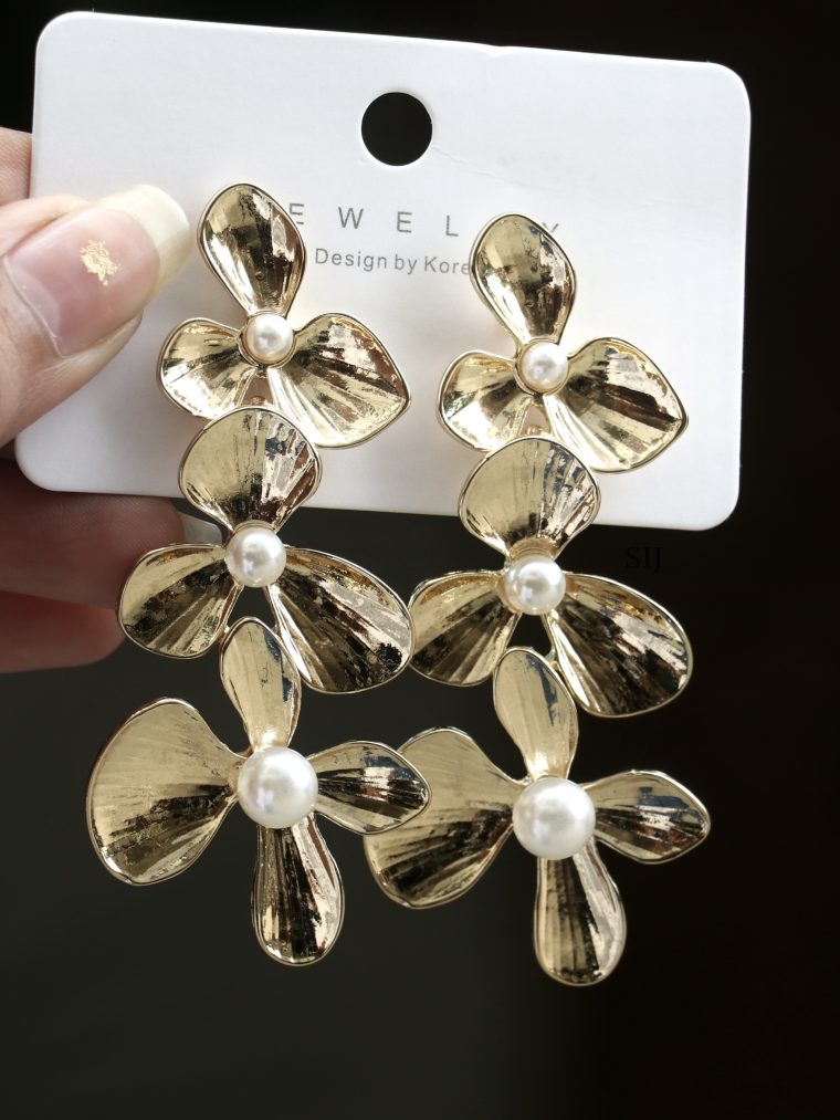 Imitation Bloom Flower Earrings