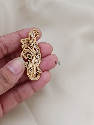 Traditional Peacock And Flower Saree Pin