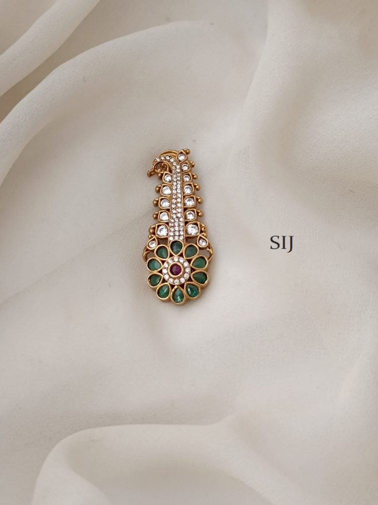 Tradtional White And Green Stones Saree Pin