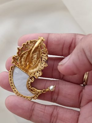 Imitation Lion Face Nail Pendant