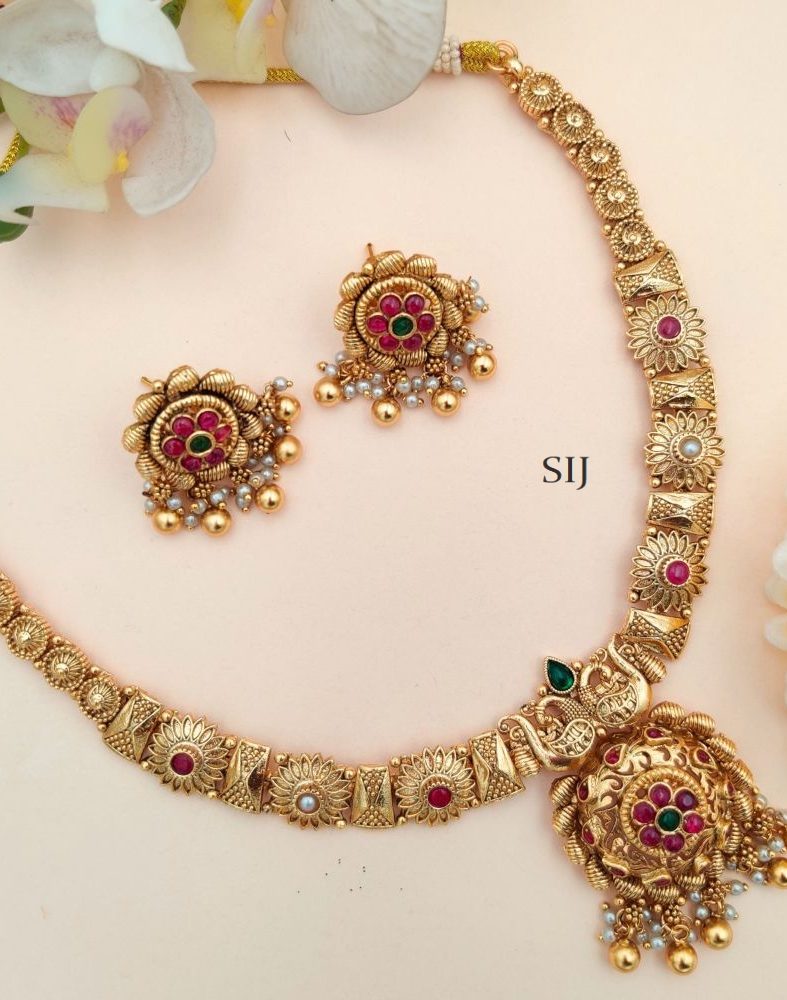 Artificial Designer Necklace Set