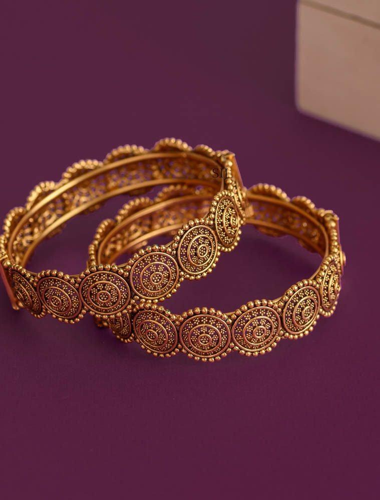 Antique Finish Floral Design Bangles