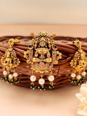 Antique Lakshmi Pendant Set