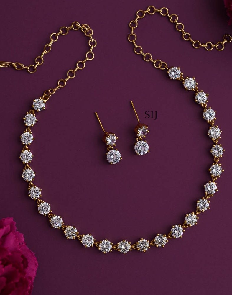 Imitaton White Stones Necklace Set