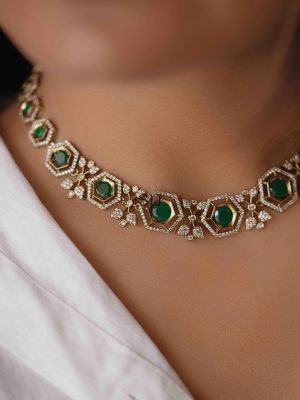 Artificial Green& White Stones Emerald Necklace