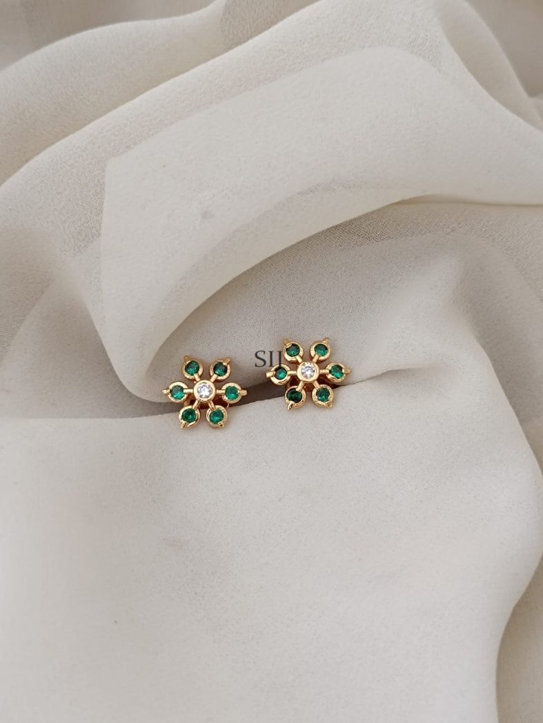 Artificial White& Green Stones Ear Studs