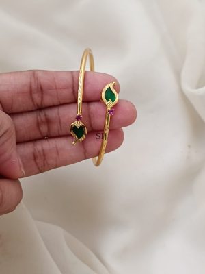 Gold Plated Palakka Design Bracelet