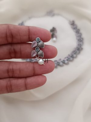 Leaf Design Stones Studded Silver Necklace