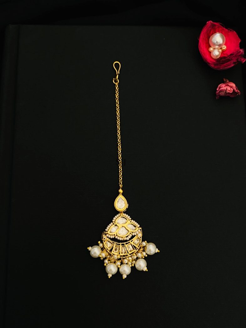 Pearl Drops Half Moon Design Kundan Maang Tikka