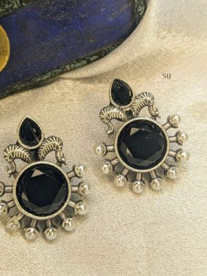 Oxidized Stone Stud Earrings With Pearls