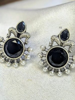 Oxidized Stone Stud Earrings With Pearls