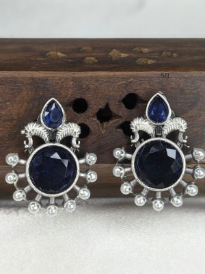 Oxidized Stone Stud Earrings With Pearls