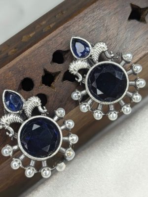 Oxidized Stone Stud Earrings With Pearls