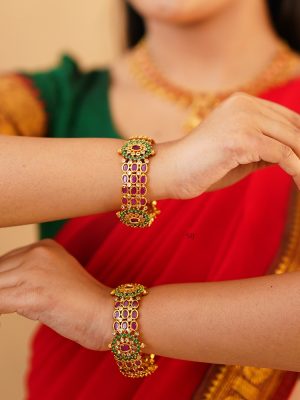 Multi Color Kemp Stones Flowers Design Kada Bangles