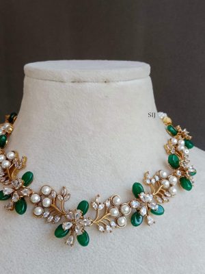 Imitation Green Victorian Stones Beaded Necklace Set