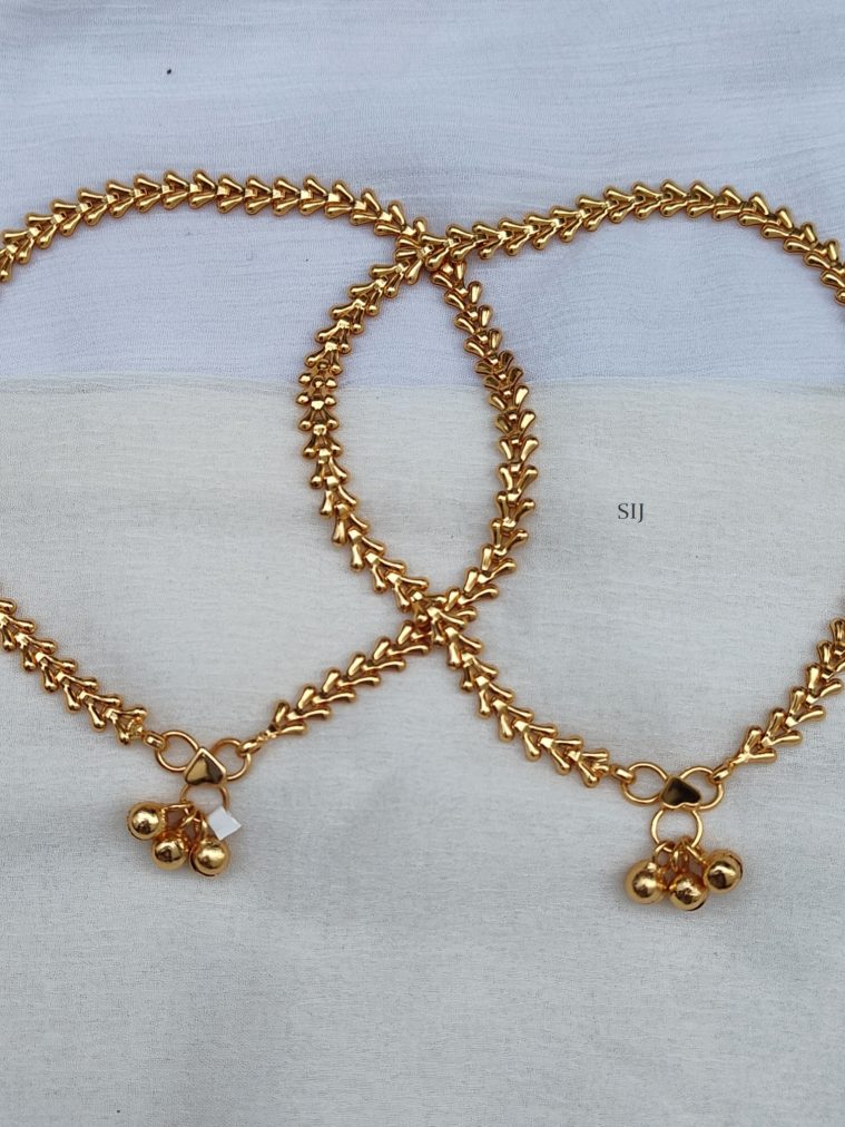 Gold Plated V Design Anklets